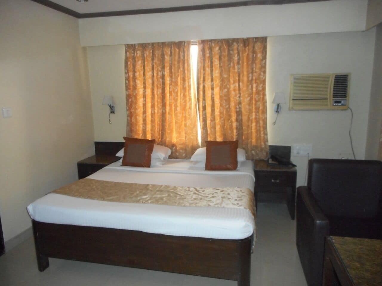 Hotel Kings International Juhu Bombay Exterior foto