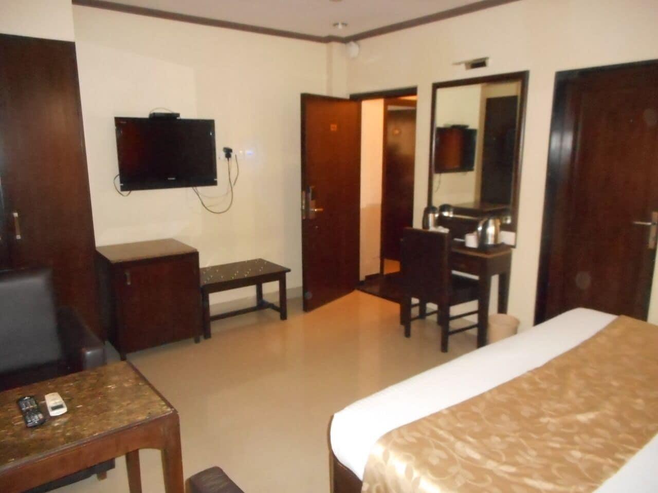 Hotel Kings International Juhu Bombay Exterior foto