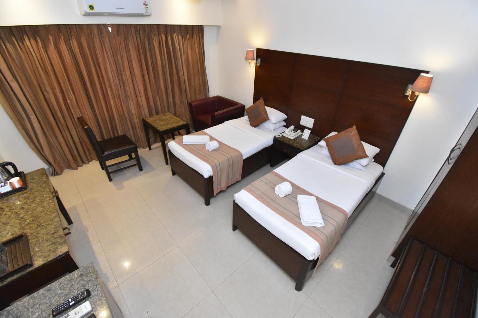 Hotel Kings International Juhu Bombay Exterior foto